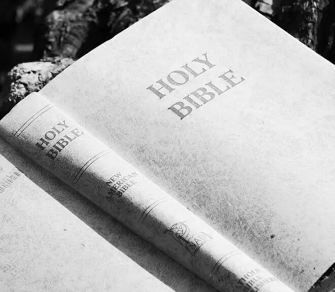 What Do The Color Blue Mean In The Bible