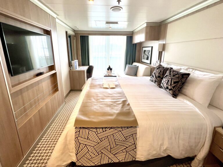 What Does Uncovered Verandah Railings Mean On Holland America