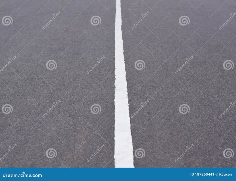 What Does Solid White Line Mean On Road