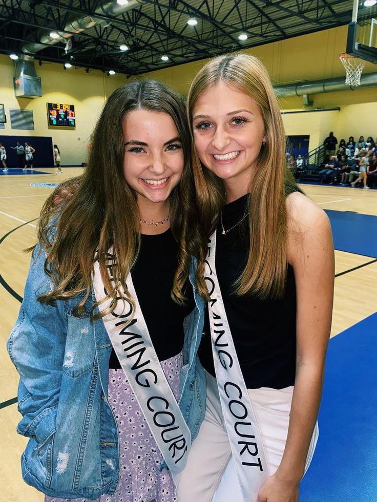 What Does Homecoming Court Mean