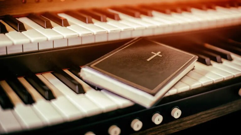 What Does Reign Mean In The Bible