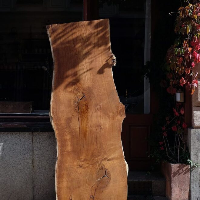 What Does Live Edge Wood Mean