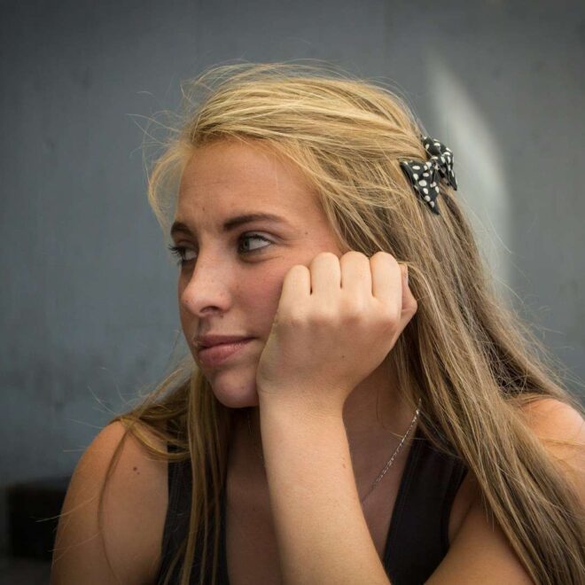 What Does It Mean When A Guy Rubs Your Thigh