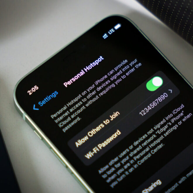 what does e mean on android phone