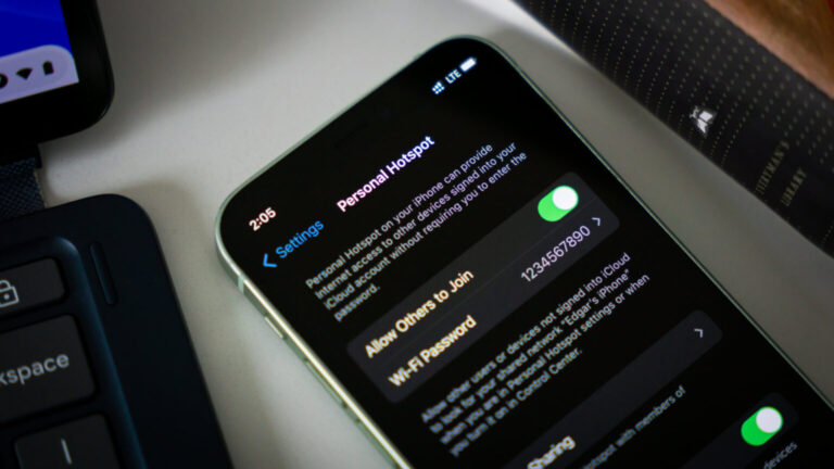 what does e mean on android phone