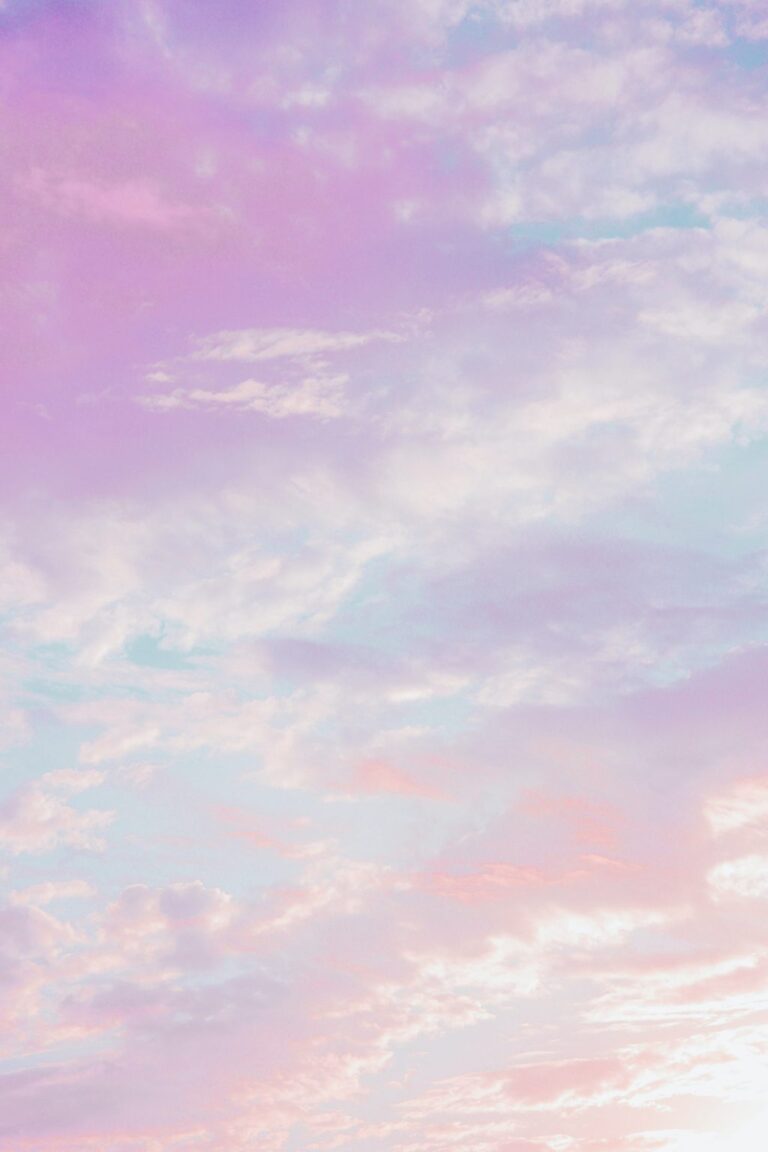 What Does A Violet Aura Mean
