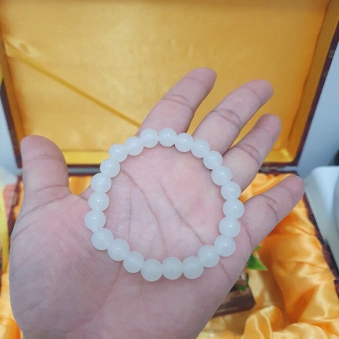 What Do Jade Bracelets Mean