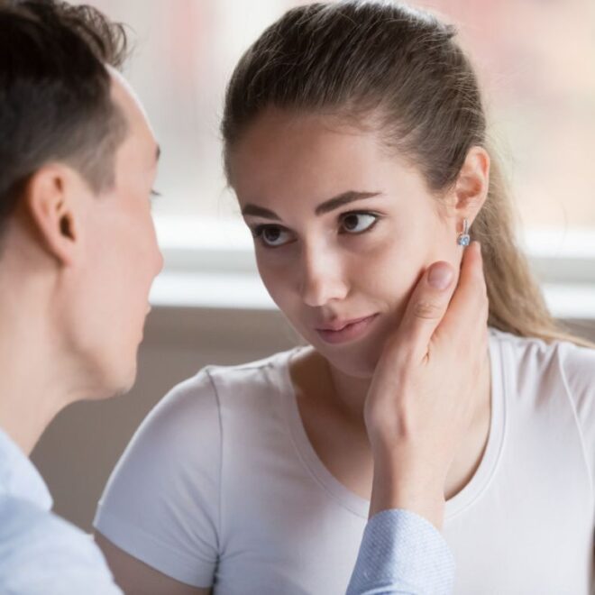 What Does It Mean When A Guy Touches Your Hips