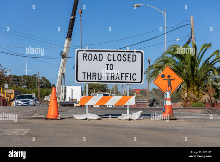 What Does Road Closed To Thru Traffic Mean