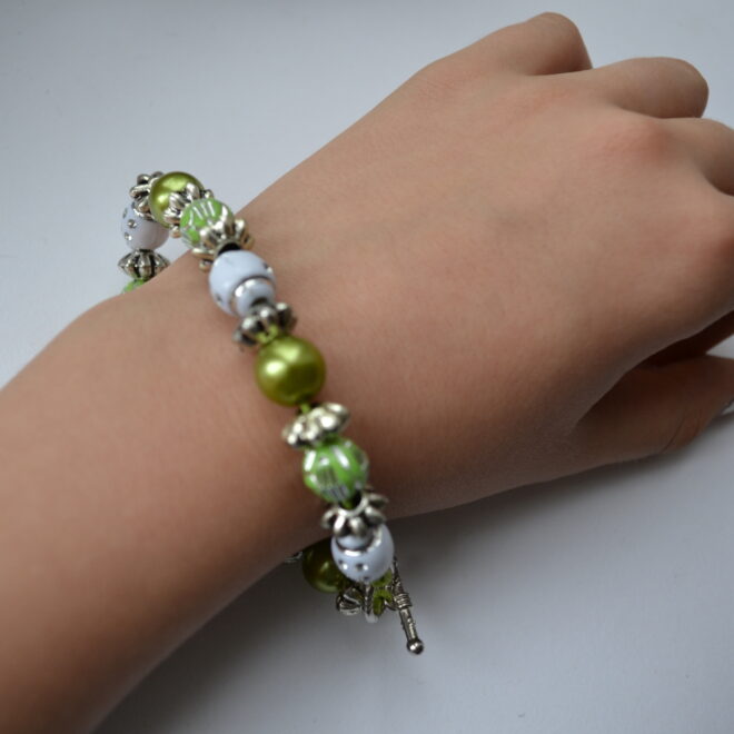 What Do Green Bracelets Mean