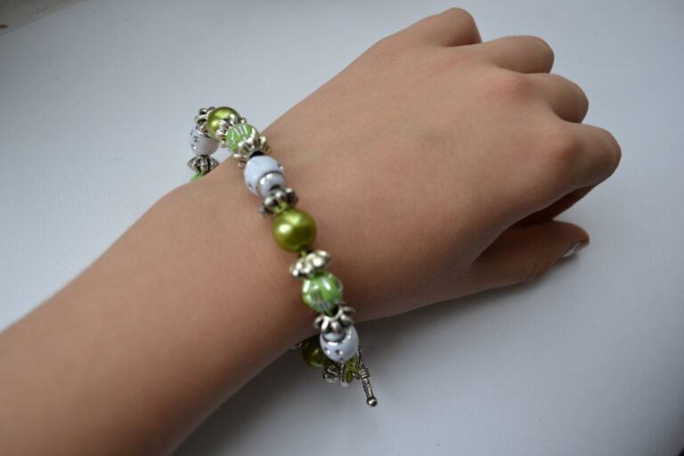 What Do Green Bracelets Mean