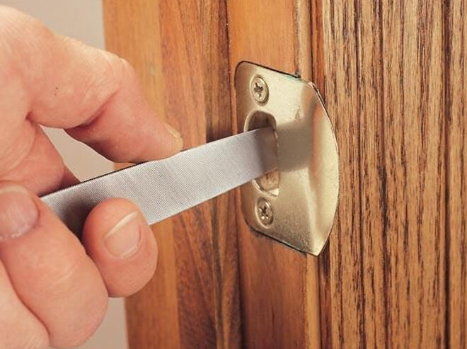 What Do Locksmiths Usually Do? Services Skills and Daily Work