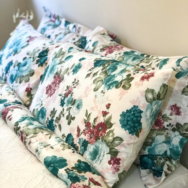 What Do You Put in a Duvet Cover? Bedding Setup Made Easy