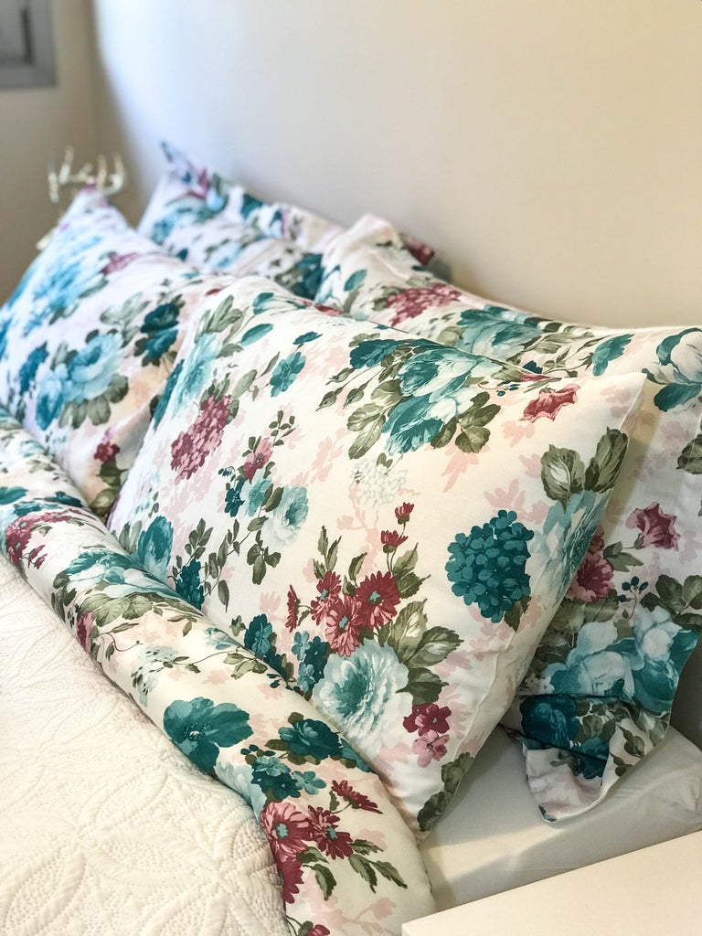 What Do You Put in a Duvet Cover? Bedding Setup Made Easy