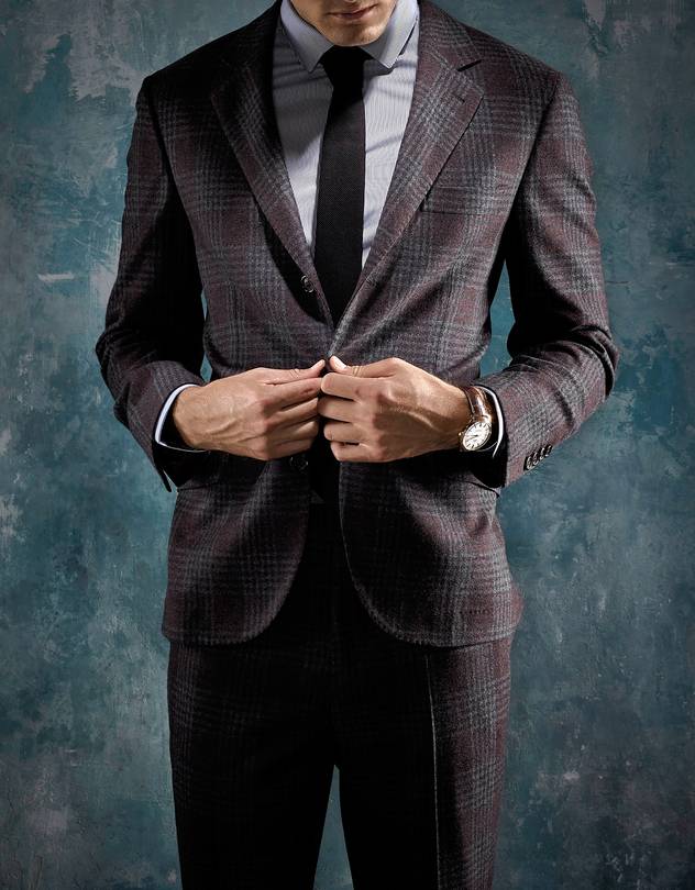What Do Men Wear to a Funeral? Respectful Outfit Guidelines