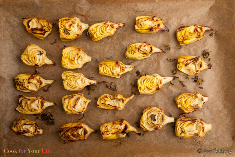 What Do Artichoke Hearts Taste Like? Flavor Texture and Recipes
