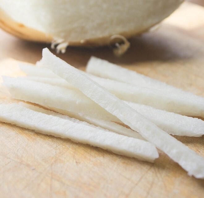 What Does Jicama Taste Like? Crunch Flavor and Cooking Ideas