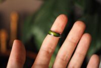 What Do the Colors on a Mood Necklace Mean? Emotional Meanings Explained