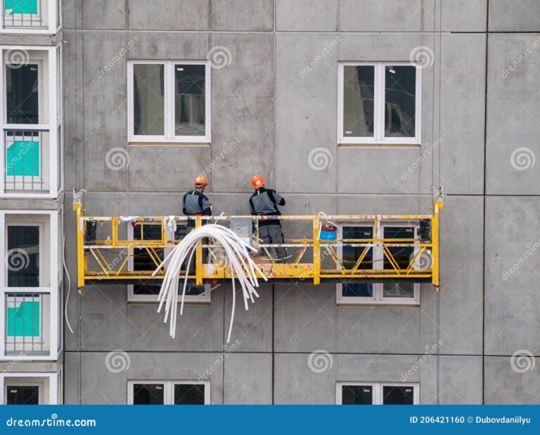 Lift Construction for High-Rise Buildings: Engineering and Safety