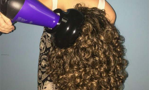 What Do Hair Diffusers Do? Curl Definition and Volume Benefits