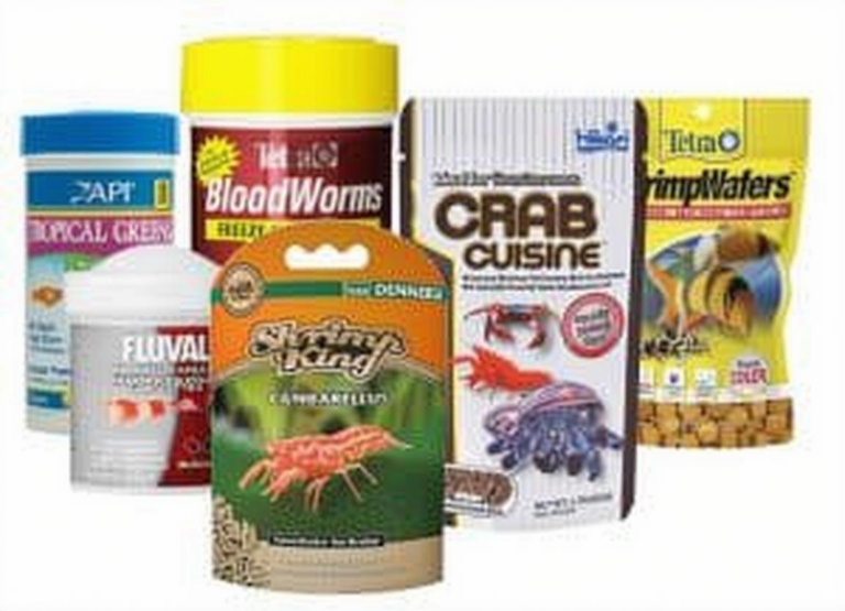 What Do Crayfish Eat? Aquarium and Wild Feeding Guide