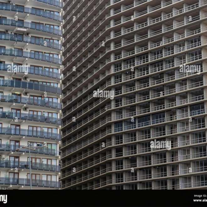History of Buildings in Chicago: From Steel Frames to Skyscrapers