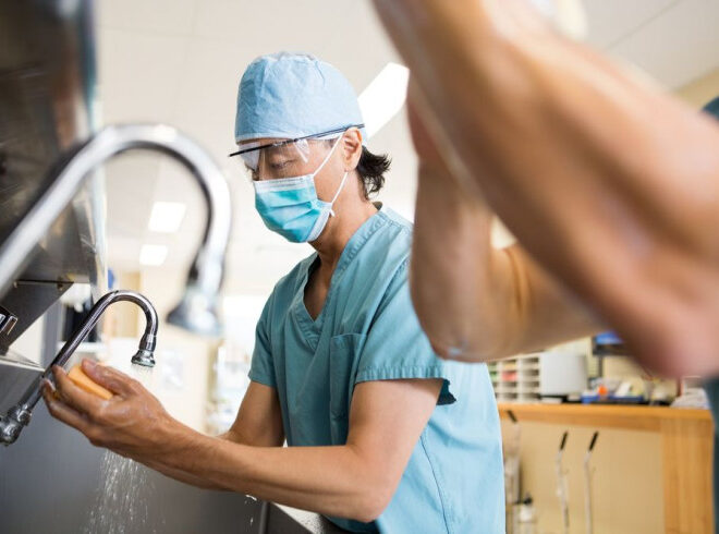 How Long Should Healthcare Providers Wash Their Hands?