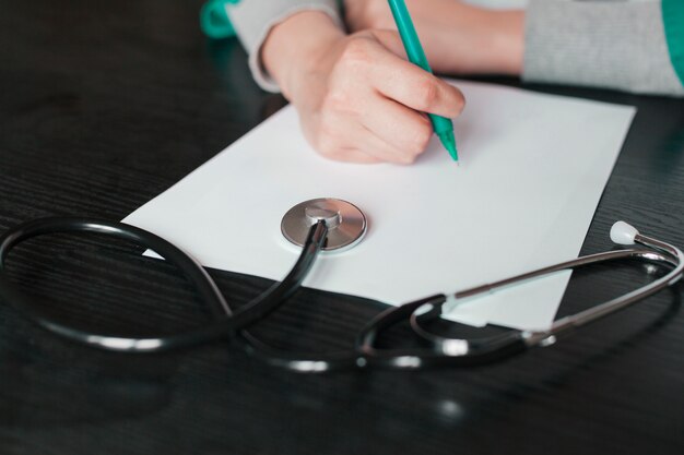How to Verify Healthcare Provider Credentials (Step-by-Step)