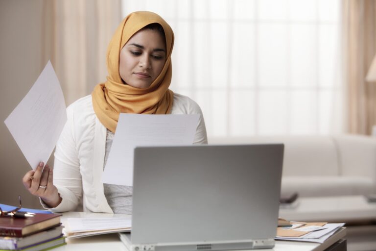 Part-Time vs Full-Time: Who Really Gets Healthcare Benefits?