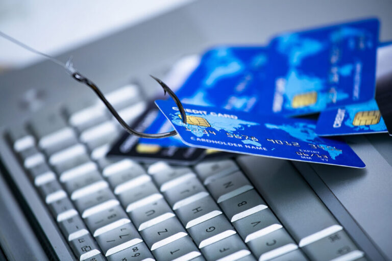 How Healthcare Providers Detect Phishing Scams Targeting Patients