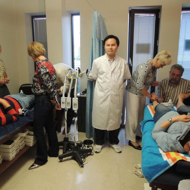 Is an Acupuncturist a Licensed Healthcare Provider?